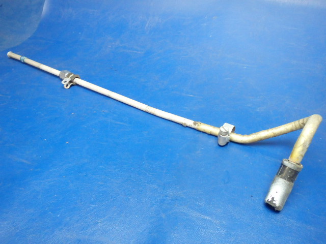 2400010-25 Cessna - LINE -FUEL LH