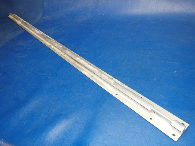 0511293-1 Cessna - Rail-Seat Front Inboard LH