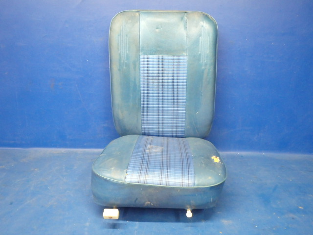 0400118-88 Cessna - SEAT ASSEMBLY RH