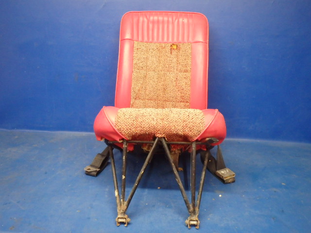 NPN Piper - SEAT ASSEMBLY - FRONT RH