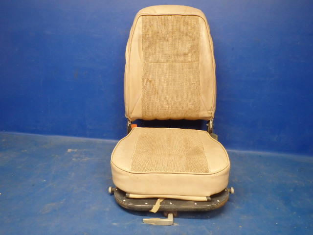 77750-03 Piper - SEAT - Front Pilot or CoPilot