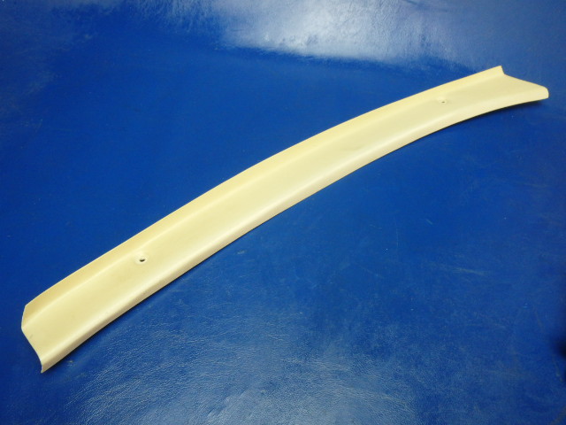 63156-03 Piper - COVER - Window left