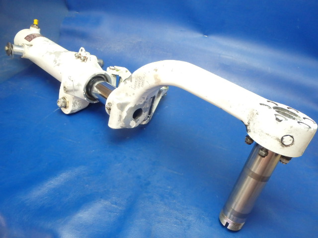 96766-14 Piper - GEAR ASSEMBLY - Main RIGHT (less tire tube wheel and brake assembly)
