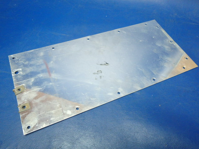 63287-00 Piper - PLATE - Tunnel top center rear
