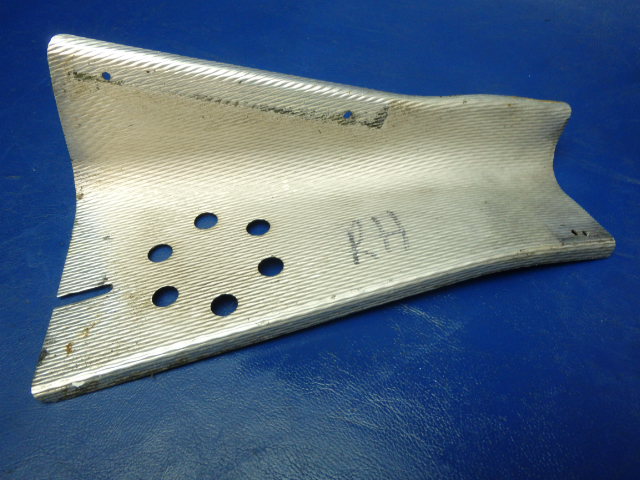 67205-01 Piper - DUCT - Cabin heat right front