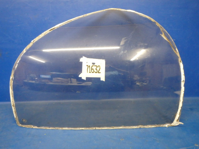 63070-30 Piper - WINDSHIELD - Left (.125 thick) Tinted