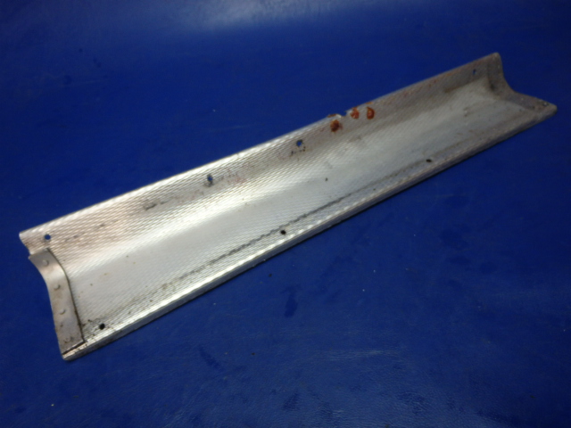 67295-00 Piper - DUCT - Cabin heat left rear