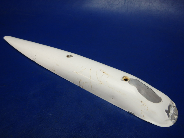 0711001-21 Cessna - FAIRING-DOOR UPPER HINGE COVER