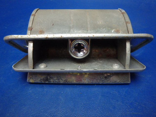 489 390 Piper - ASH TRAY ASSEMBLY - (#2A17680)