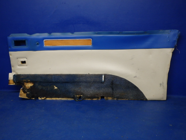 25475-00 Piper - PANEL - Cockpit rear right (With vent tube)