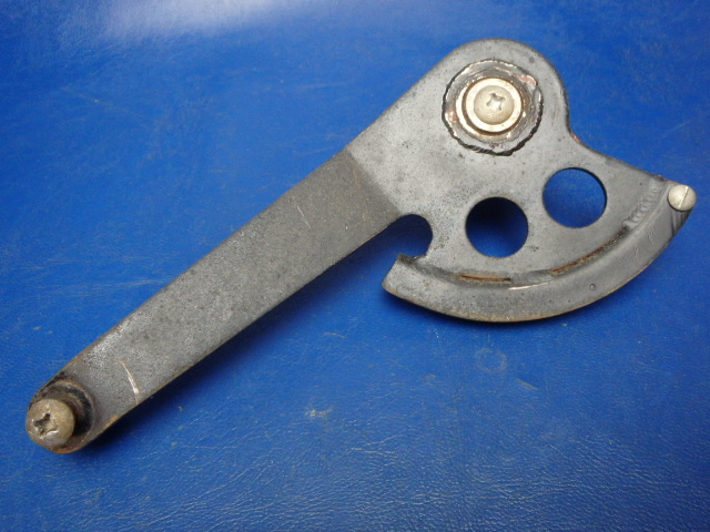 0760686-1 Cessna - Arm-LH Control Wheel