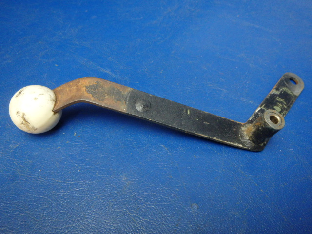 0713315-1 Cessna - Lever-Cowl Flap