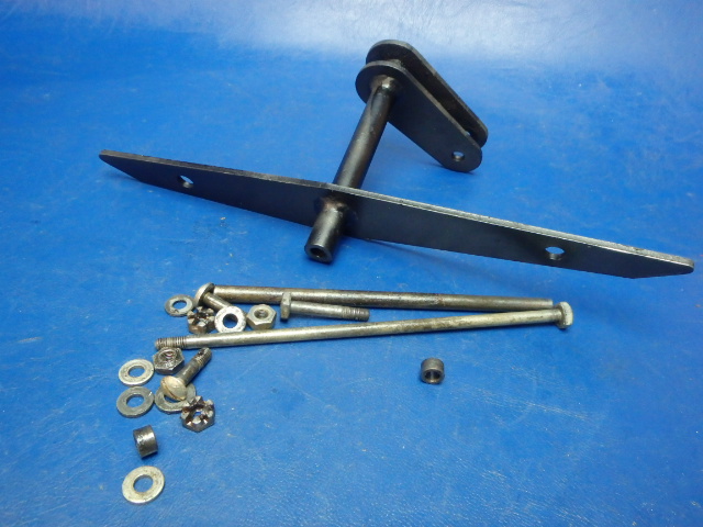 67046-00 Piper - BELLCRANK ASSEMBLY - Aileron LH