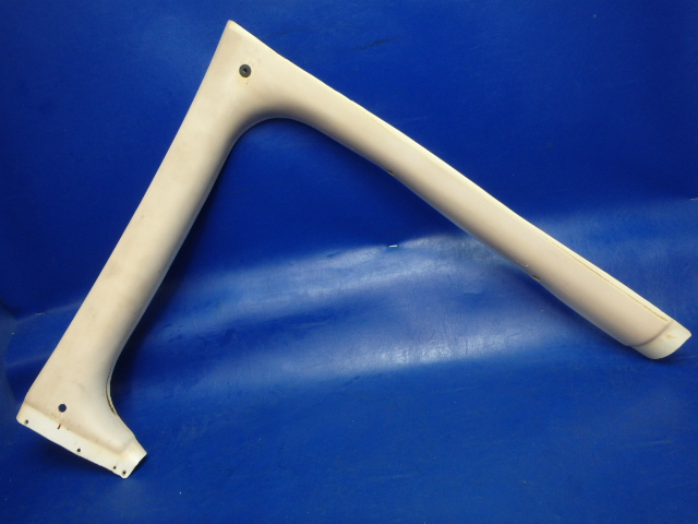79171-08 Piper - Cover-Window Frame Center Right