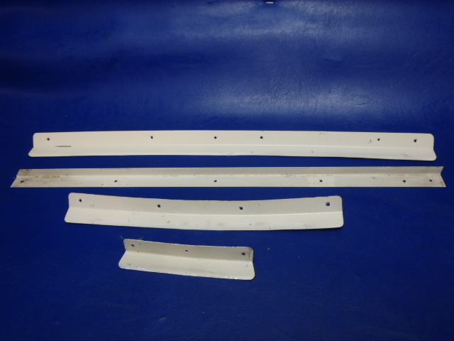 NPN Piper - Retainer Set- Right Rear Window
