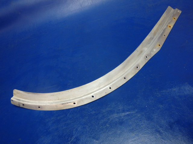 0711680-3 Cessna - Retainer-LH Upper