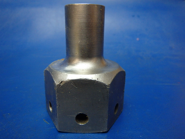 0441130-2 Cessna - Nut-Wheel Fairing Support(Heavy Duty Fairing)