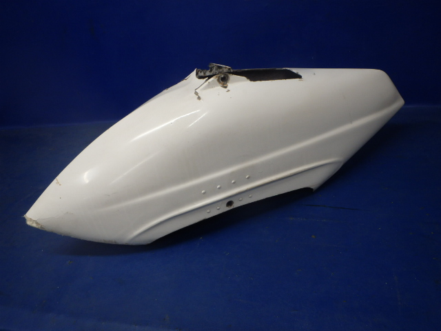 0743609-17 Cessna - SPEED FAIRING-NOSE GEAR FIBERGLASS (Item has cracks) See details.