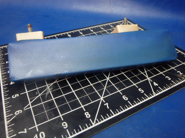 25481-04 Piper - ARMREST - Front left vinyl blue