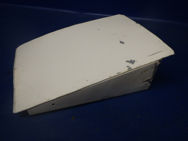 0752609-204 Cessna - Cowl Flap LH (SEE Details &amp; Photographs )