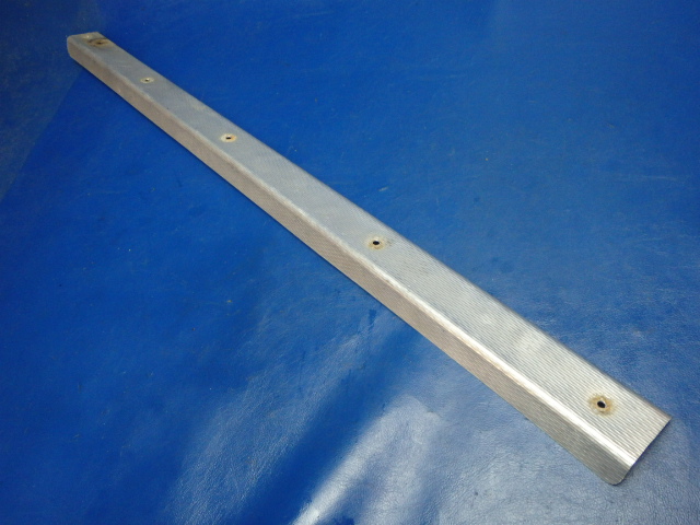 63118-00 Piper - Sill-Front Door