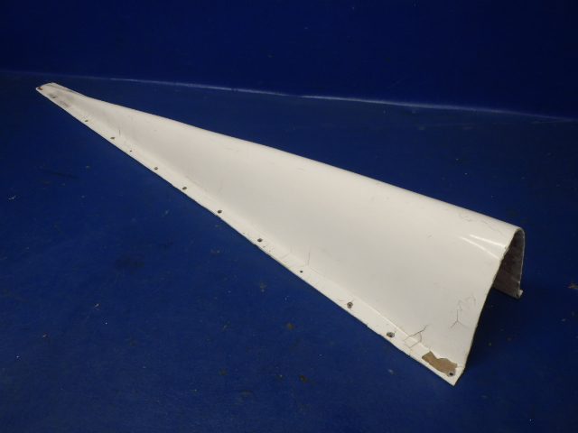 78913-04 Globe Fiberglass LTD - Dorsal Fin-Forward(Fiberglass)