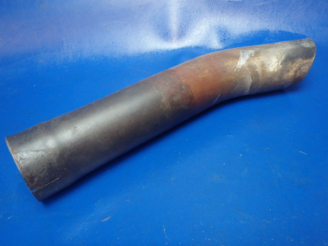 0450338-67 Cessna - TAILPIPE ASSEMBLY-LH (Cracked at center of pipe - See photos)