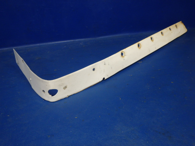 0520005-12 Cessna - FILLET -WING FAIRING-LH(cracked see details
