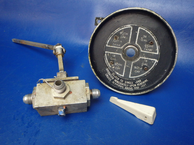 0513120-5 Cessna - Valve Assembly - Fuel Selector Valve