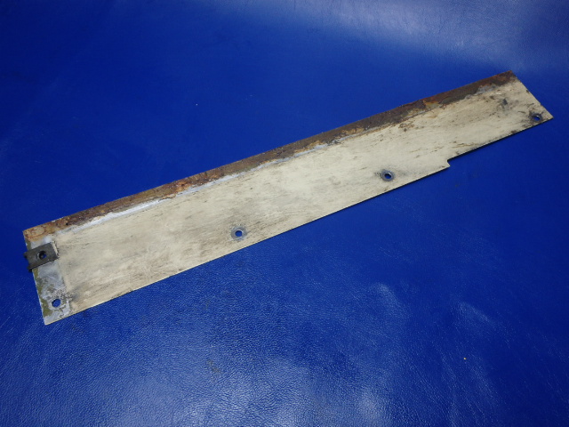 67723-01 Piper - Plate-Aft Wing Access Right