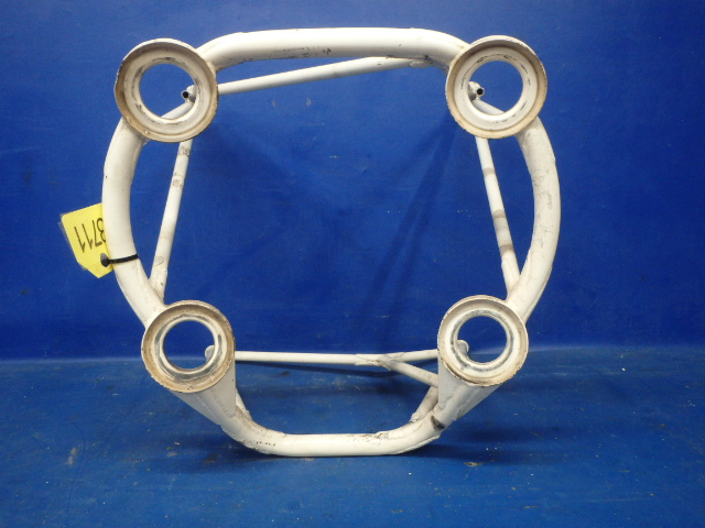 23361-00 Piper - ENGINE MOUNT