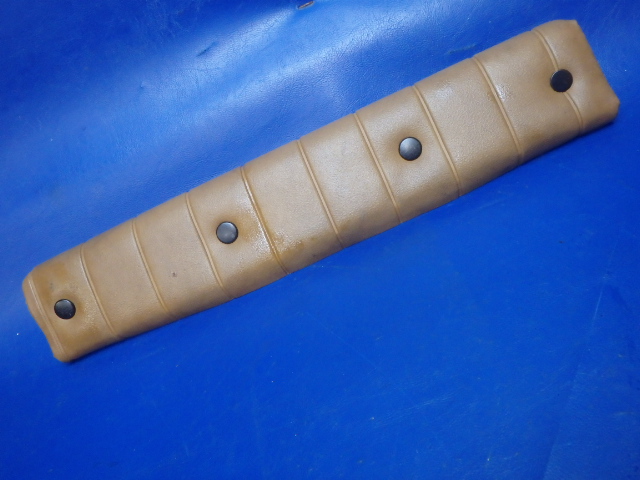 96838-00 Piper - Channel-Shin Guard Left