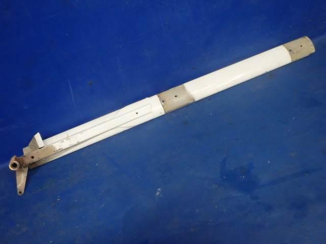 0811946-25 Cessna - STRUT - RETRACTABLE ENTRANCE STEP