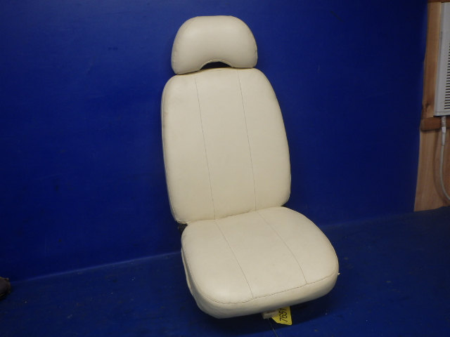0812825-19 Cessna - SEAT. - Rear Left
