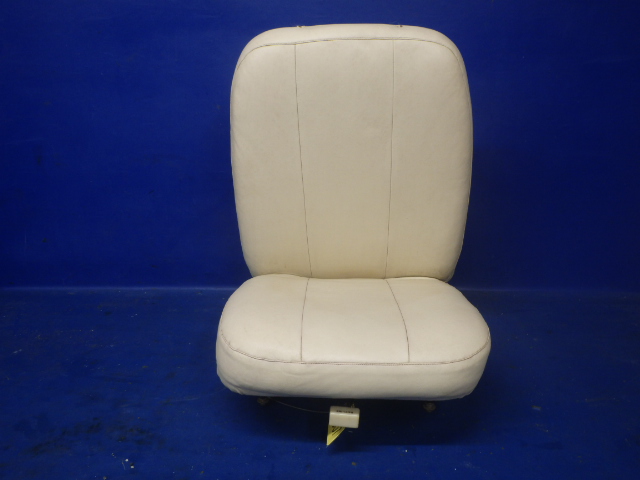 0812825-19 Cessna - SEAT. - Rear right (No Headrest)