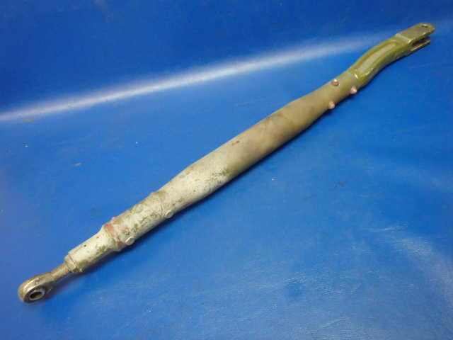 0843414-3 Cessna - TUBE LH-INBD PUSH PULL
