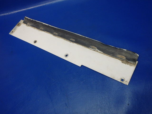 67723-01 Piper - Plate-Aft Wing Access Right