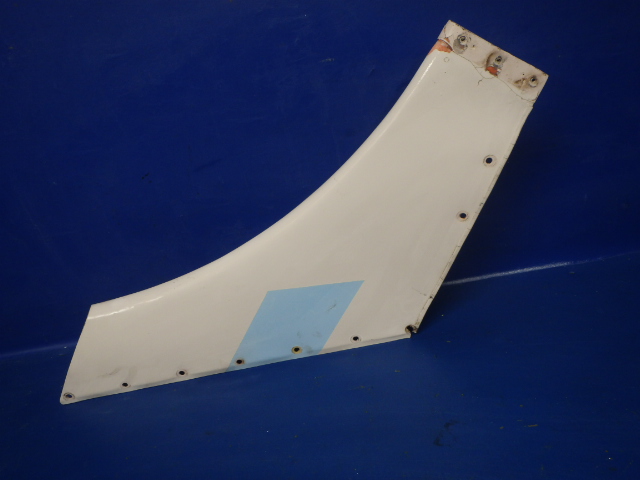 99619-04 Piper - 99619-04 FAIRING - Dorsal fin aft ( See details.)