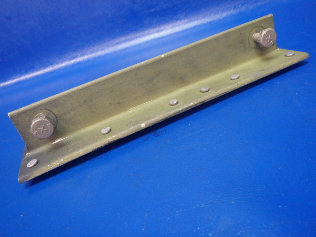 62079-00 Piper - TEE - Landing gear attachment (Bent - Core)