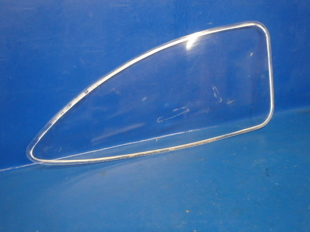 0512030-14 Cessna - WINDOW-SIDE RH