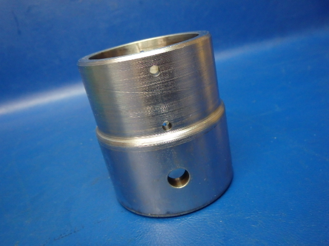 67036-00 Piper - BEARING - Main strut upper