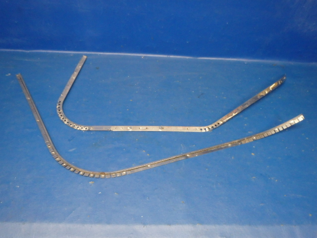 SET Cessna - Retainer-Cabin Door