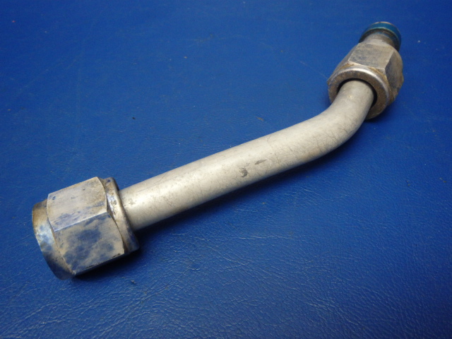 0500106-345 Cessna - LINE-ELBOW TO STRAINER