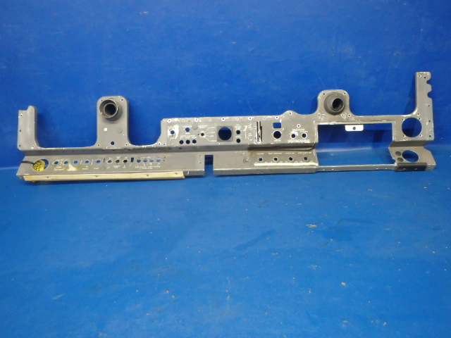 0813580-21 Cessna - PANEL - LOWER