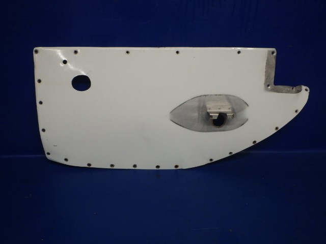 0823413-31 Cessna - FAIRING LH - LOWER w/0823403-2 SUPPORT VENT SHIELD