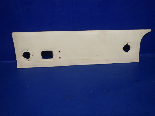 NPN Cessna - Panel-Upper Center RH Used w/ Large Baggage Door