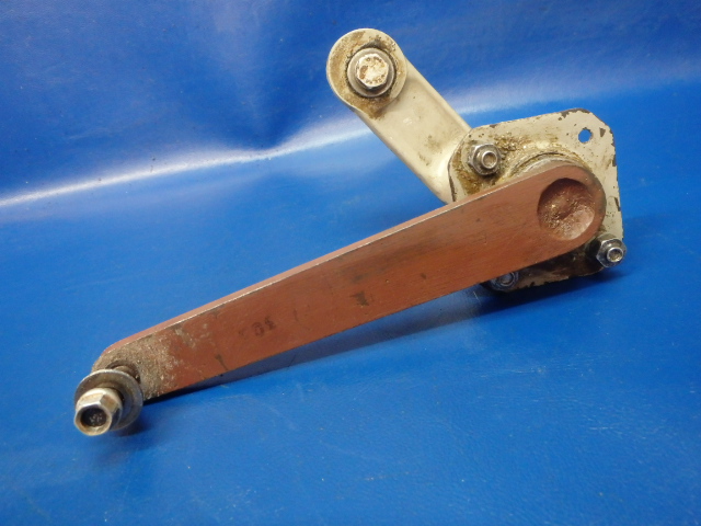 5045001-9 Cessna - CRANK ASSEMBLY LH-DOOR ACTUATOR