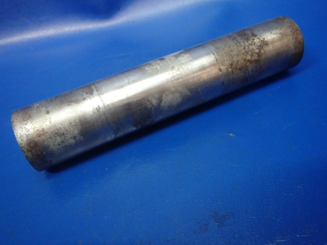 0543003 Cessna - TUBE-AXLE