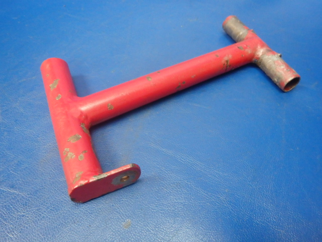 40842-05 Piper - Pedal-Rudder Right