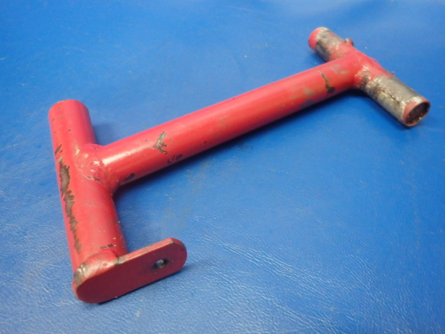 40842-04 Piper - Pedal-Rudder Left